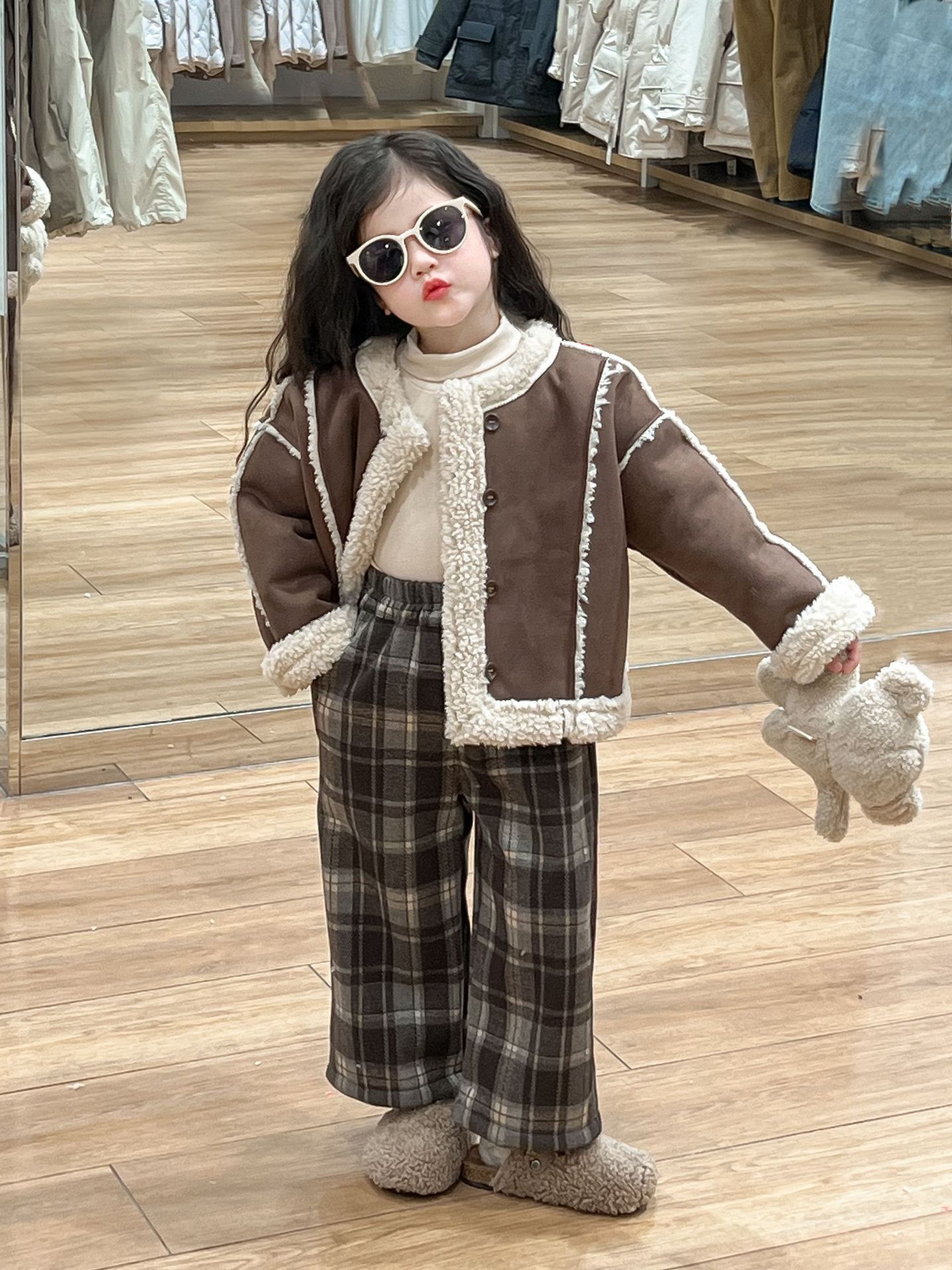 O1CN01OaZhQI28KD4TuYkuo_!!1035