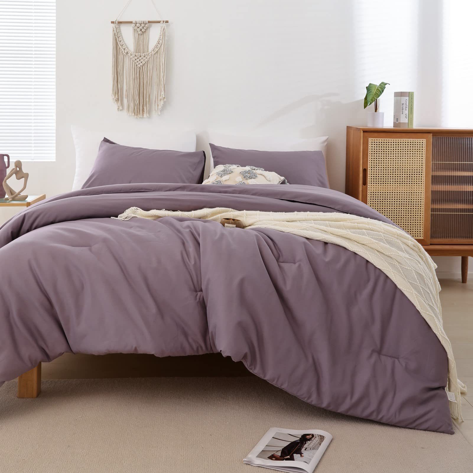 SKU-35-Queen Comforter 90__x90