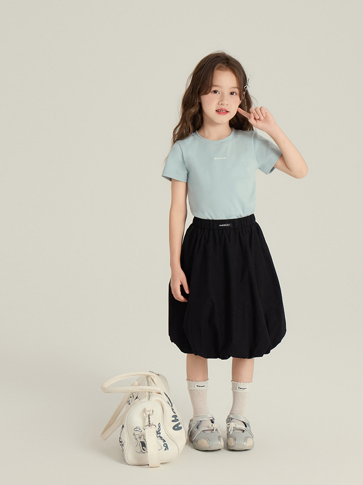 240501 yiyijia164095 whitecube