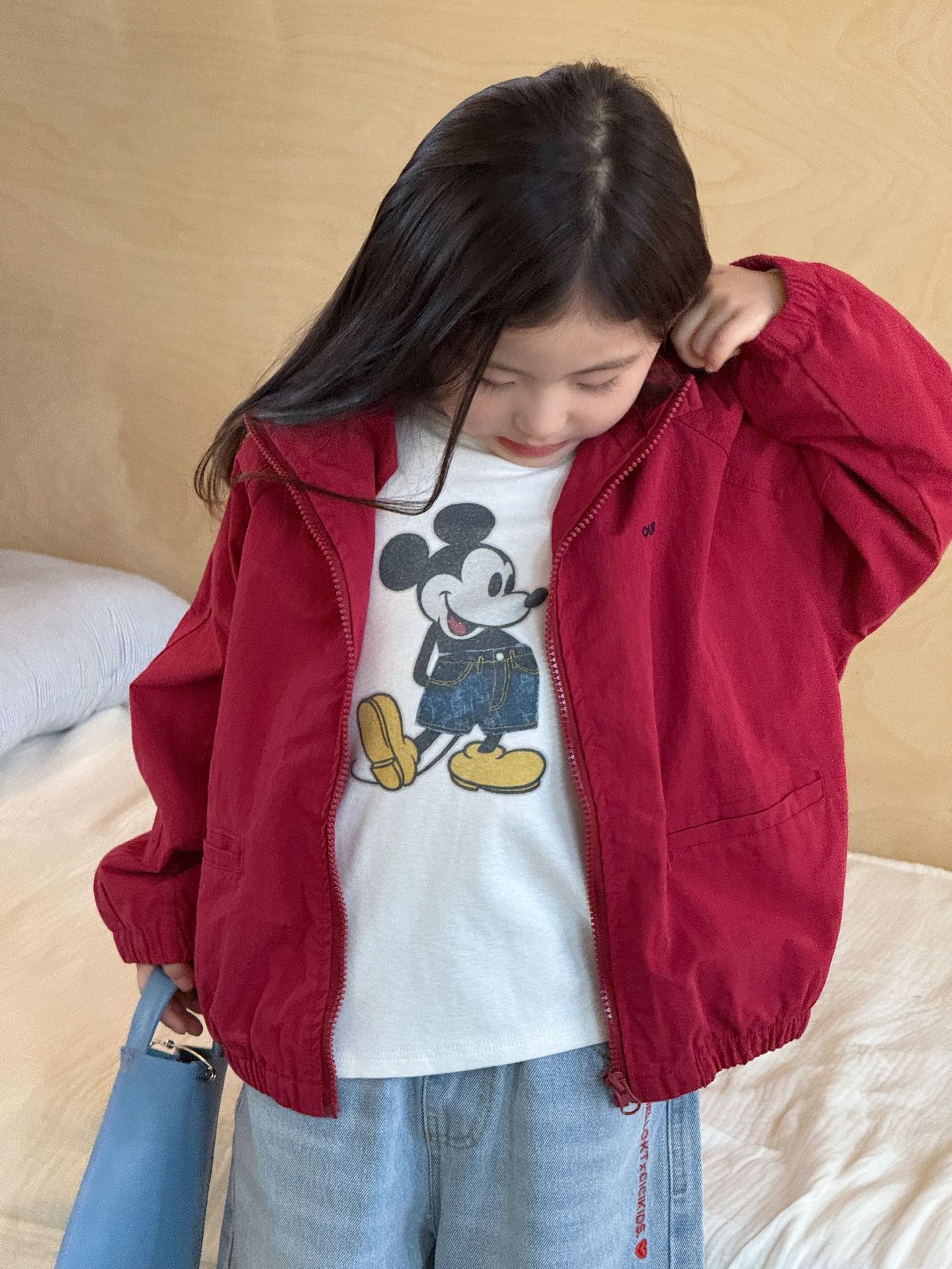 824B19E6-AFF2-4D35-9567-B460DB