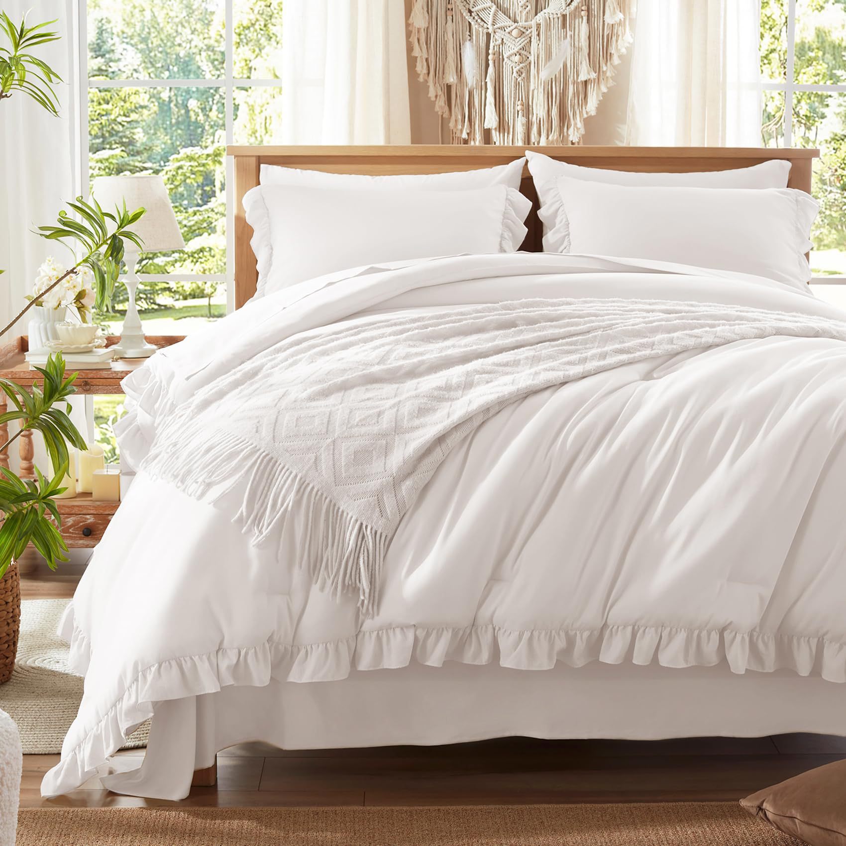 White-ruffle Twin-01.jpg