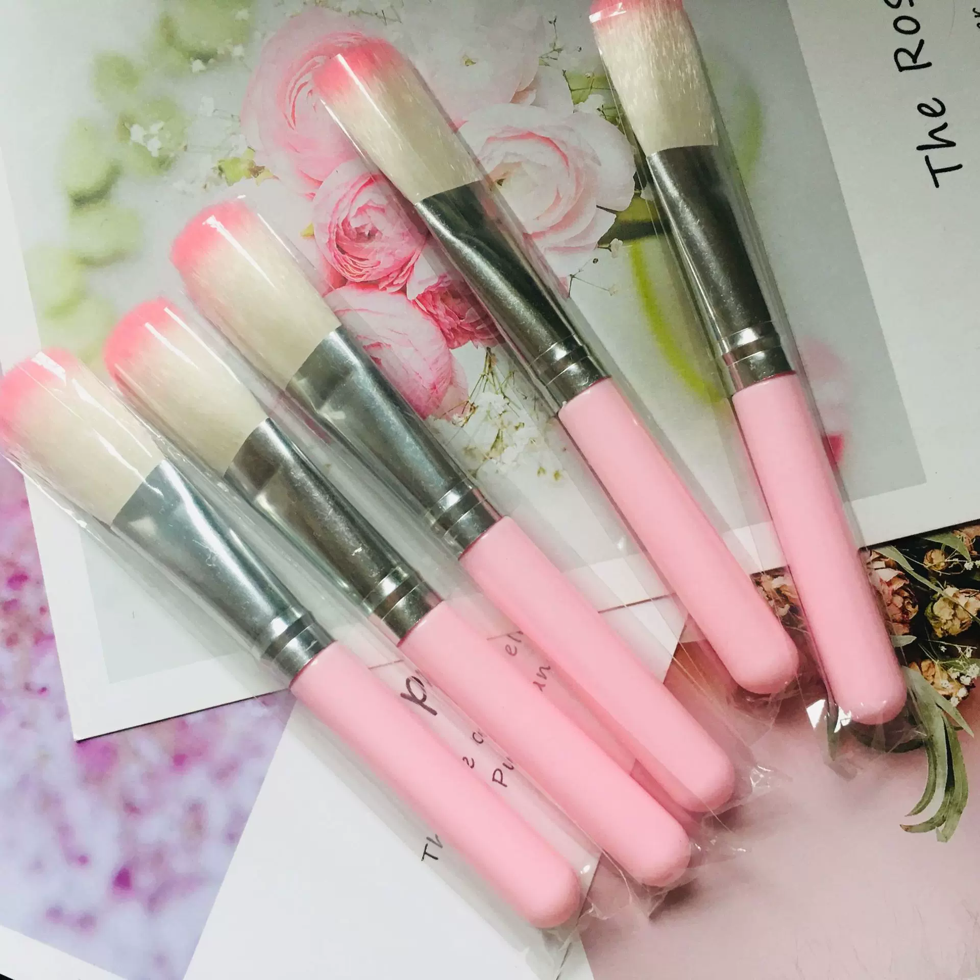 E046批发 腮红刷 散粉刷 美妆工具外贸货源平价高光刷化妆刷