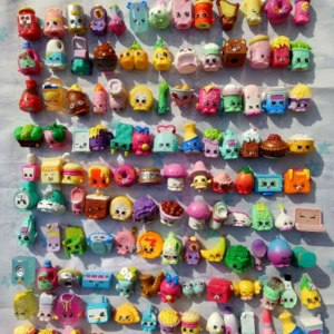 Фигурки-фрукты из PVC игрушки и коллекционные