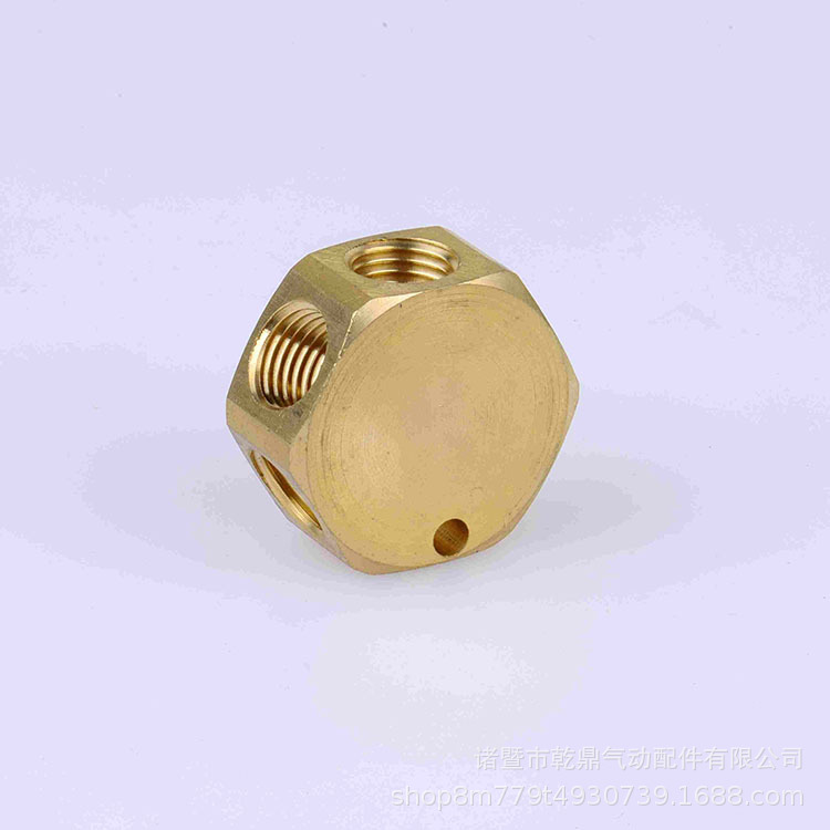 高品质厂家加工 黄铜方块四通铜接头 1/4*1/4*1/4*1/4两分