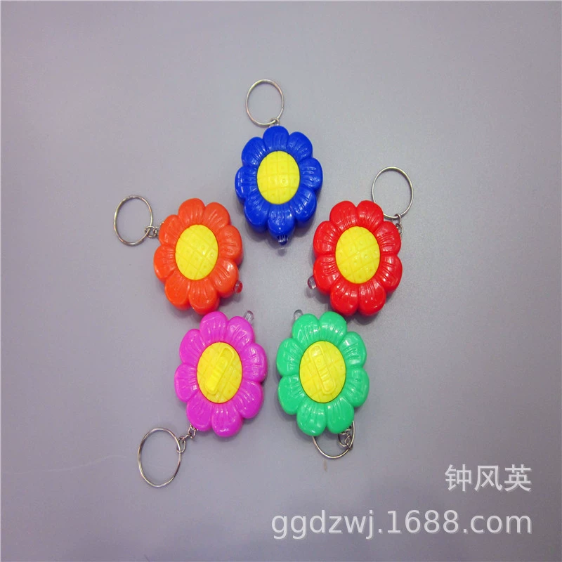 Маленький подарок брелок светло-белый свет вспышка подсолнечника ПРИВЕЛО оптовый практичный подарок один юань магазин