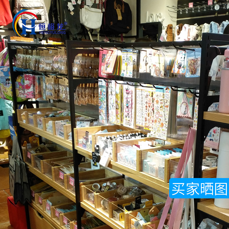 Mingchuang Hengyu longyoupin colgante Zhongdao estante boutique tienda de juguetes vitrina teléfono móvil accesorios calcetines Zhongdao