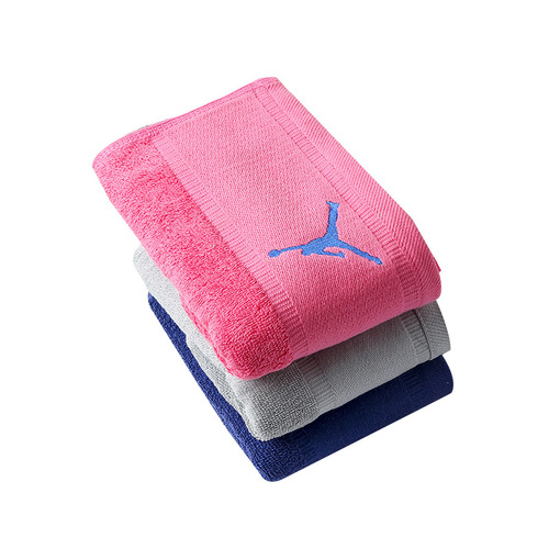 Wholesale sports towel, pure cotton extended marathon sports towel, sweat-absorbing fitness sports towel with embroidered logo
