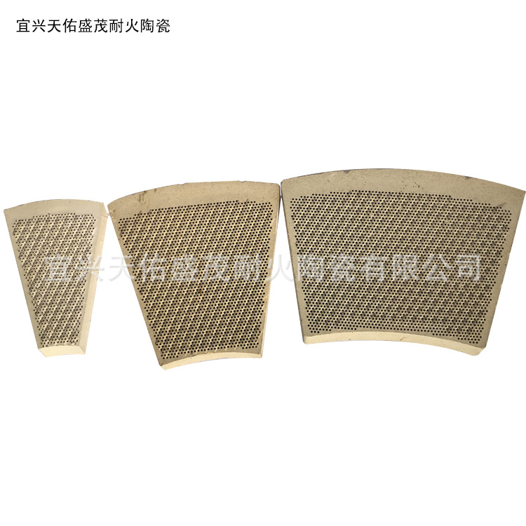 厂家加工异型氧化铝陶瓷片蓄热体催化剂载体多孔蜂窝陶瓷板陶瓷片