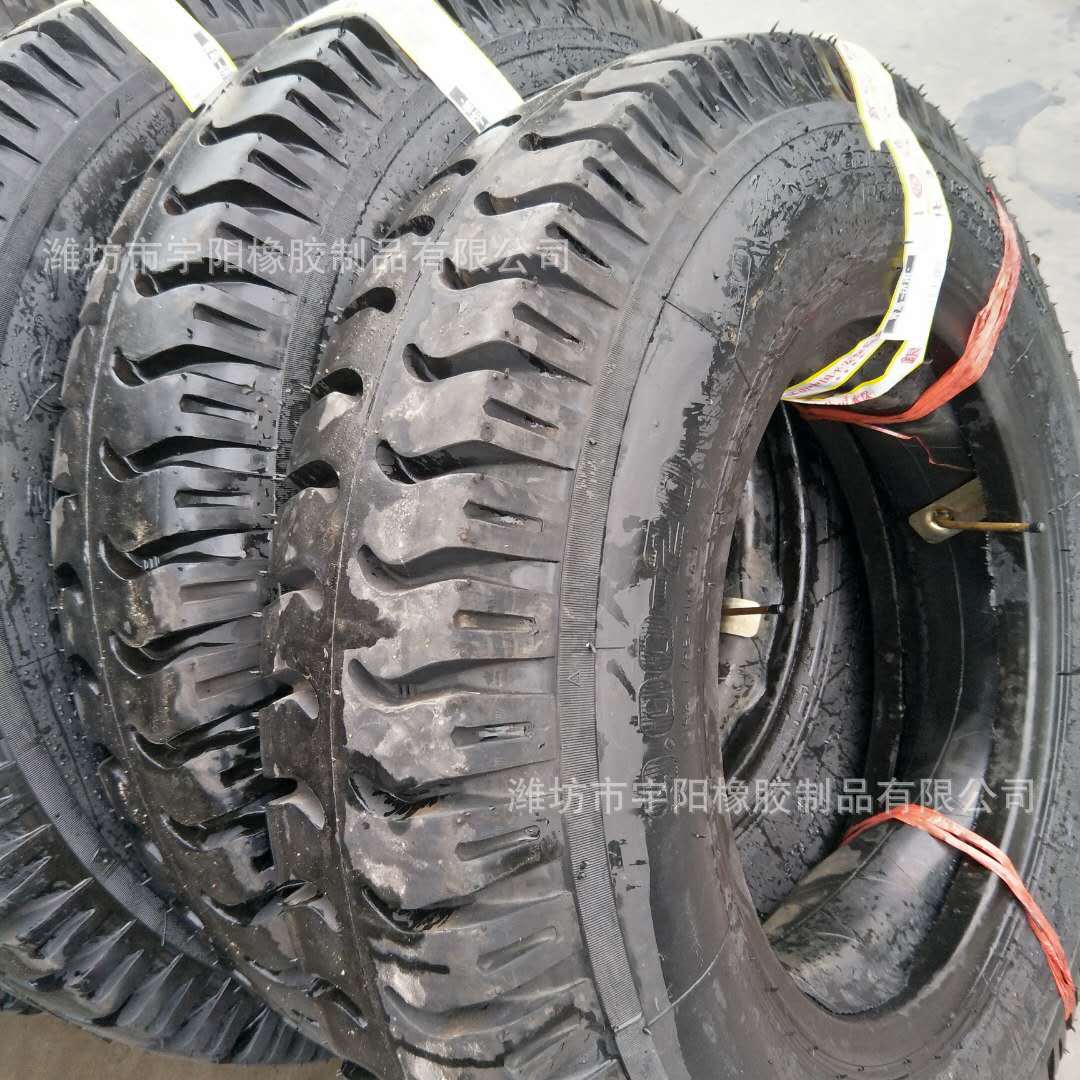 9.00-20 羊角花纹 轻卡货车轮胎 叉车工具车轮胎 斜交工程胎