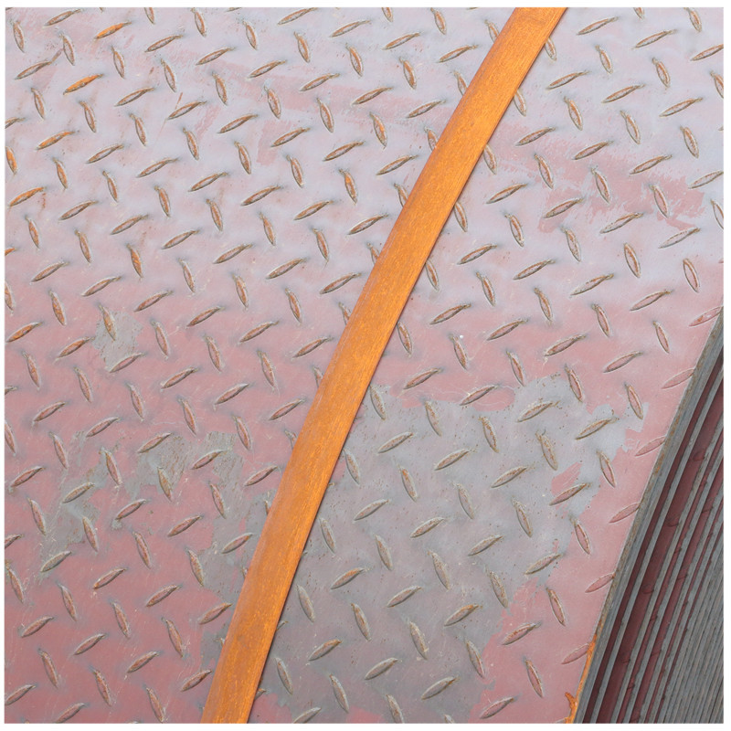 泰安满庄现货直供1.2mm厚花纹板 发货快库存大 花纹板多少钱一吨