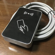 IC���x����13.56MHZ���lRS232����ͨӍ֧��M1��܇�d���ڙCˢ���C