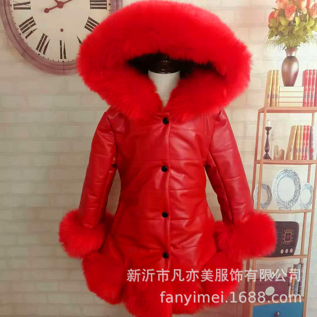 Abrigo engrosado de invierno para niñas 2023 nuevo estilo coreano para niños de piel pu integrado abrigo de algodón con capucha de longitud media