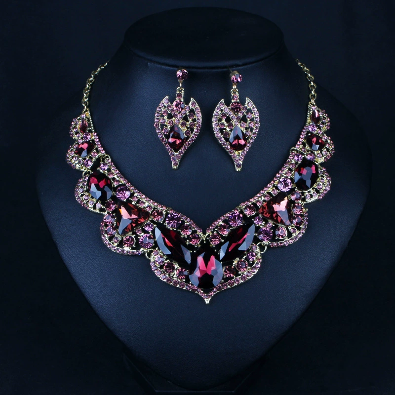Short purple necklace, chain for key bag , pendant, evening dress for bride, accessory, European style