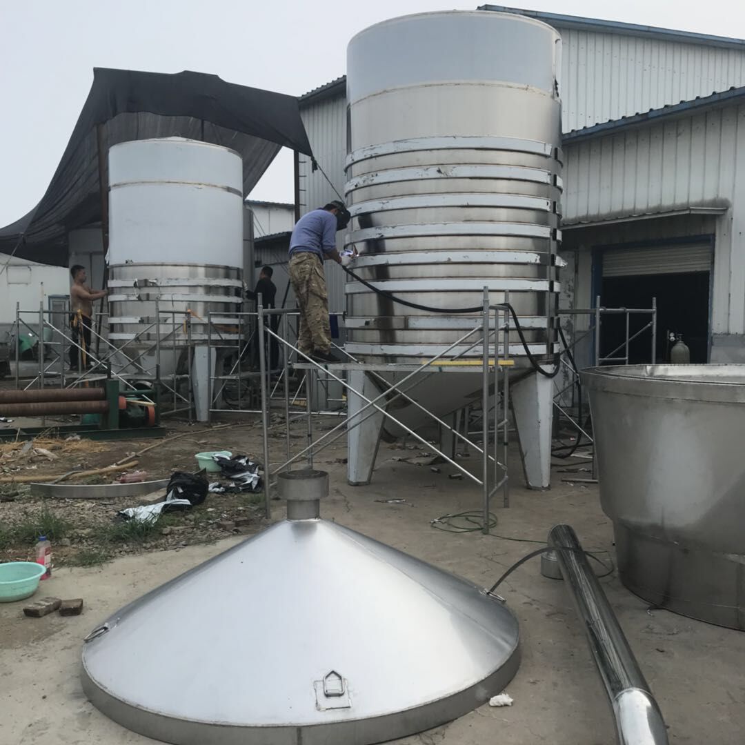按需制作各种型号不锈钢果酒储存罐  保温控温发酵罐 可现场加工