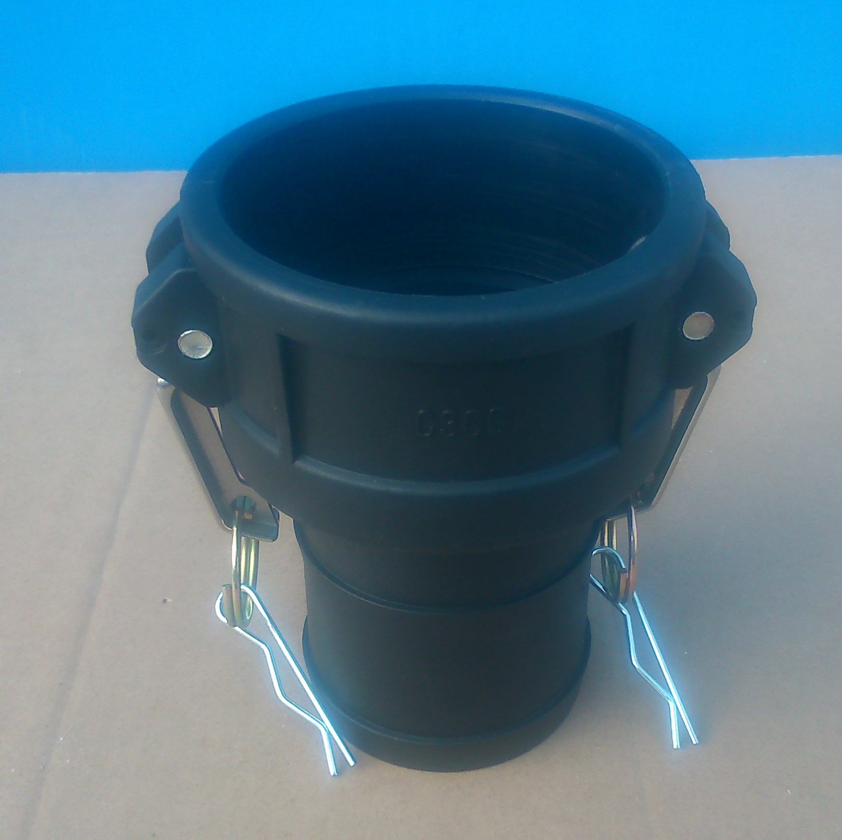 专业厂家大量供应扳把式快速接头（3英寸C型-PP尼龙材质）