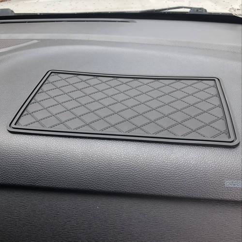 Car anti-slip mats, anti-slip mats for mobile phones in the car, ornaments, anti-slip mats, factory direct selling anti-slip mats, wholesale