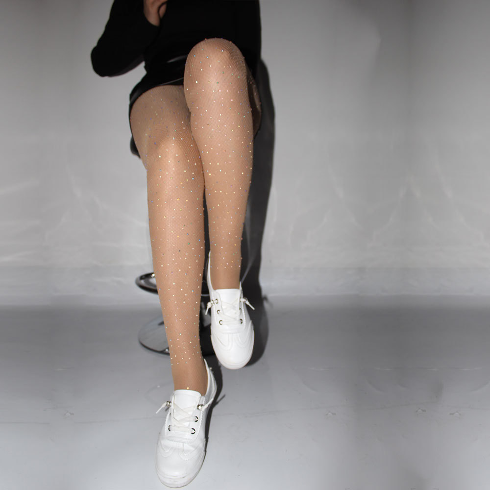 Estación europea de comercio exterior cifrado color alta elástico agua diamante pantyhose caliente perforación malla medias para las mujeres