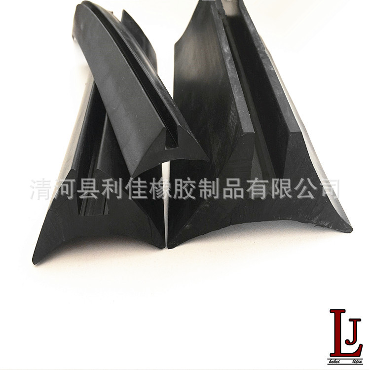 供应 EPDM三元乙丙铺轨密封条 橡胶铺轨条 燕尾止浆胶条