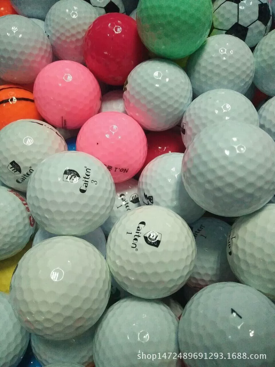 Низкая цена оформления заказа хвоста склада гольфа для продажи есть от двух до пяти слоев соревновательный Цвет мяча случайный