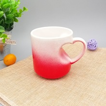 厂家批发创意心形手柄陶瓷杯渐变色咖啡杯情侣水杯 可加印l广告杯
