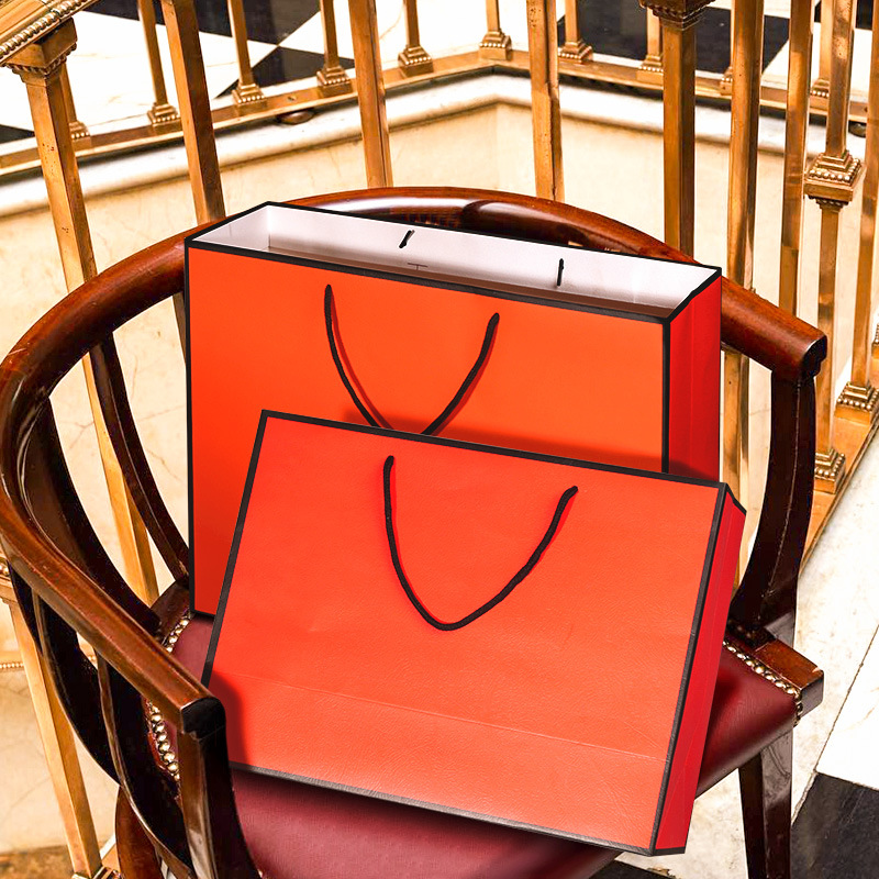 Bolsa de regalo de papel con relieve, personalizada con logo