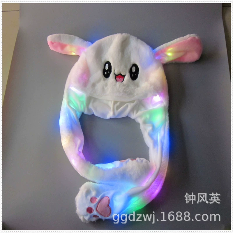 Выключатель вспышки в кроличьей шляпе с шарнирной краевой пластиной не пропускает электричество