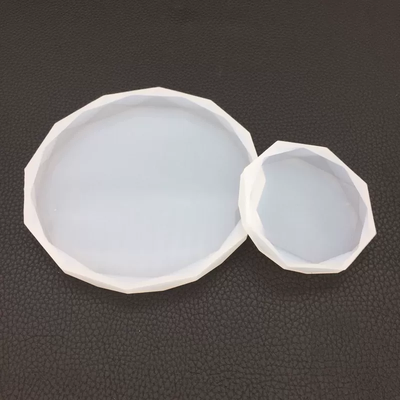 Silicone Mold for DIY Aromatherapy Diffuser & Incense Stone, Mirror-Effect Pendant Shapes