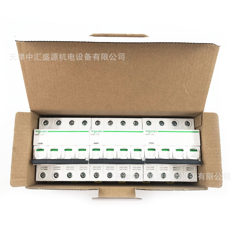 A9F18404 IC65N 4P C4A 微型断路器4A照明空气开关