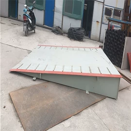 地磅;高压水流清洗;出入口机