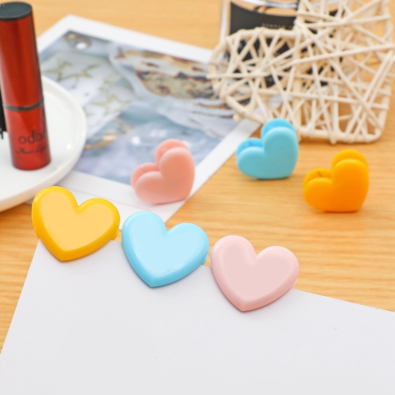 Creative love plastic sealing clip cute fun office file clip clothes socks storage clip in stock