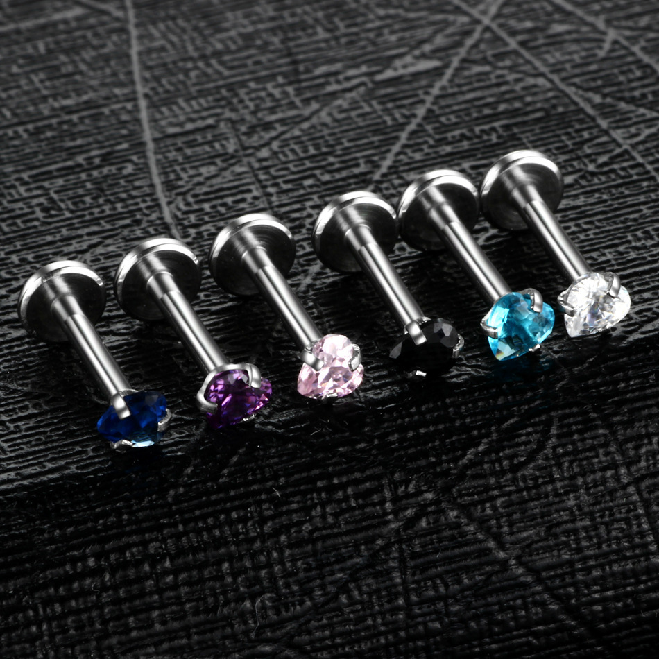 Hjerteformet nesepiercing med zirkonia i rustfritt stål_voghion.com