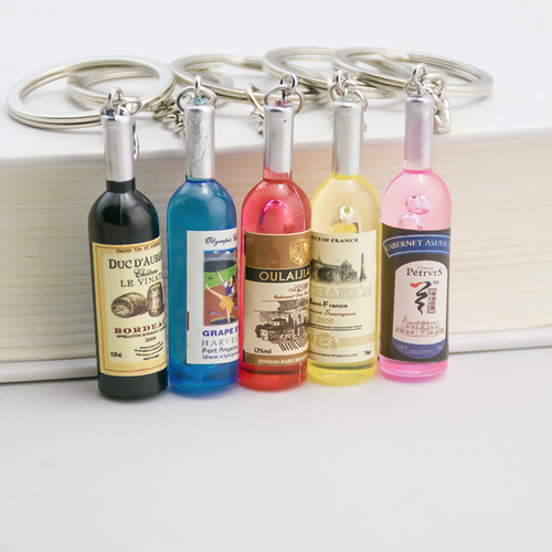Cute and creative small gifts, simulated wine bottles, red wine bottles, beverage bottles, keychains, mobile phone bag pendants