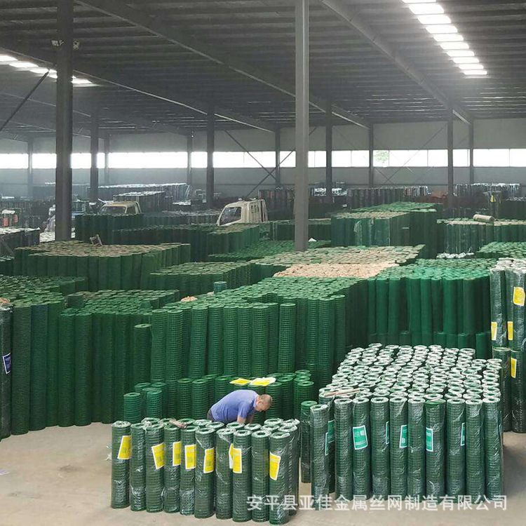 亚佳厂家定制1.0米浸塑荷兰网 6公分网孔养殖围网 48斤铁丝网围栏