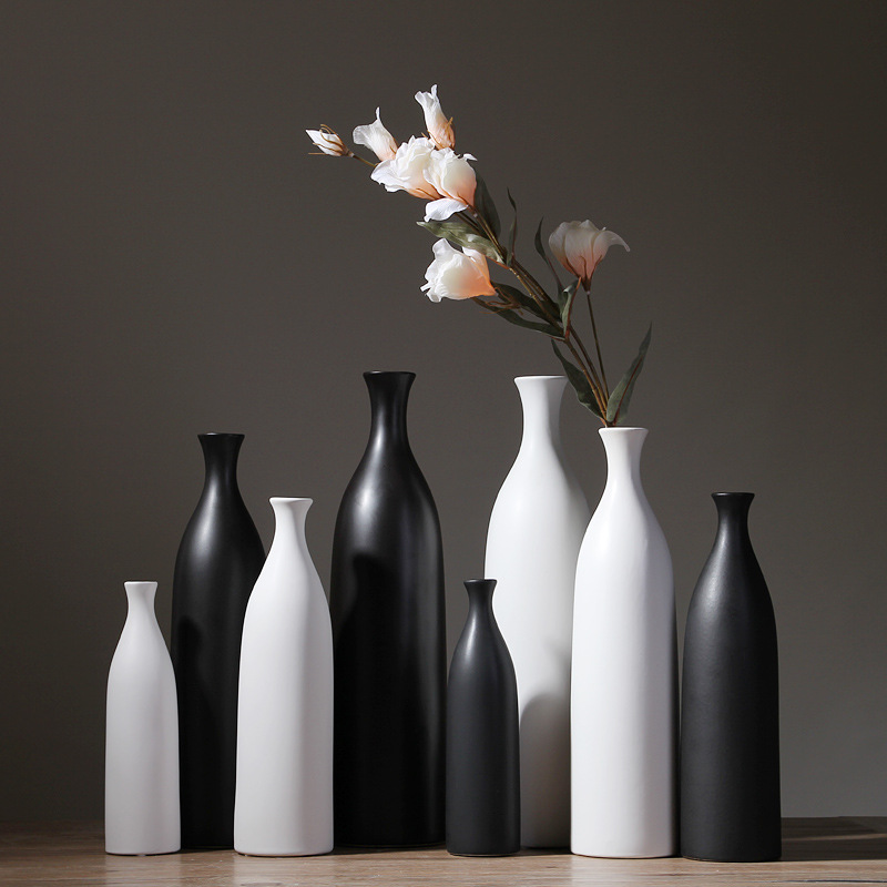 Modern minimalist TV cabinet decorations, fashionable living room, bedroom, home soft decorations, creative black and white decorations, bottles wholesale