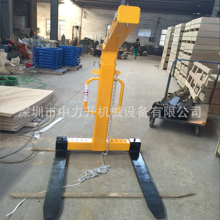 载重1吨 2吨 3吨 5吨手动平衡货叉吊机 自动平衡货叉吊