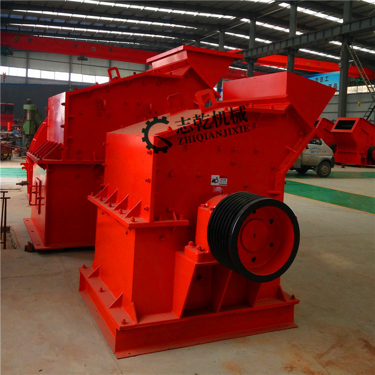 矿山石料破碎机 液压开箱制砂机 耐磨大钣锤制砂机 移动制砂机