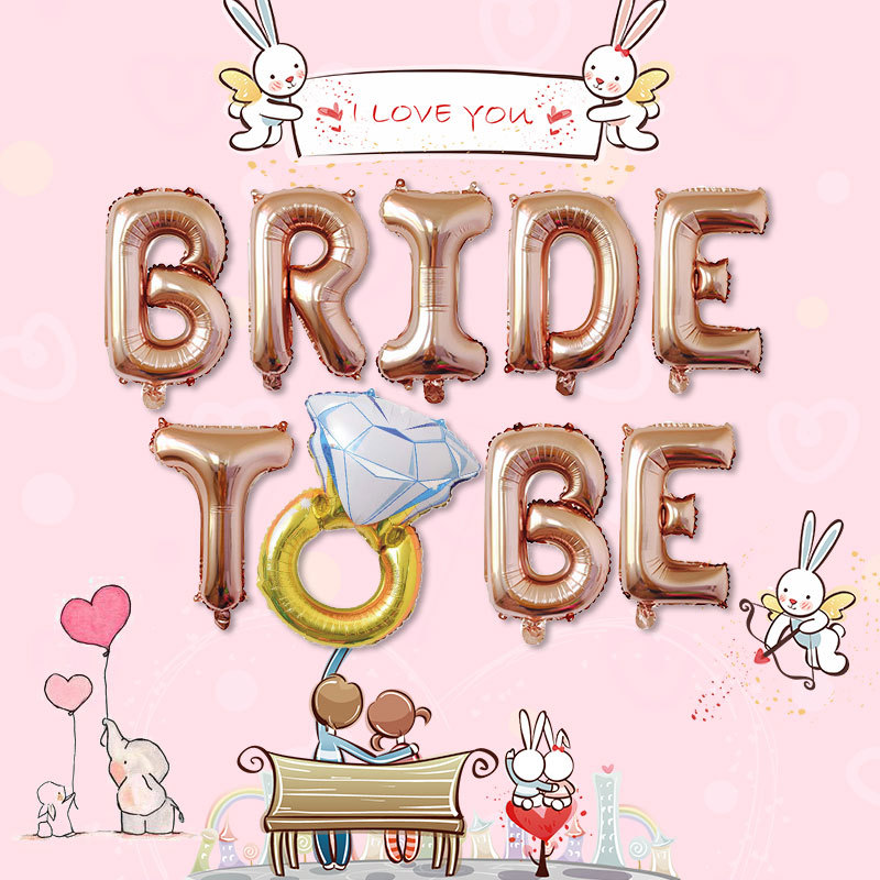 Novia de oro rosa para estar con anillo de diamantes