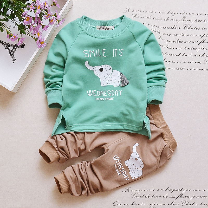 Fashionable knitted cotton set