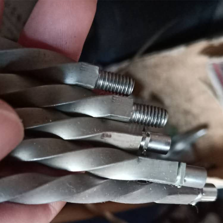 不锈钢扰流片 窨井盖防滑麻花钢防滑异形钢棒 厂家直销