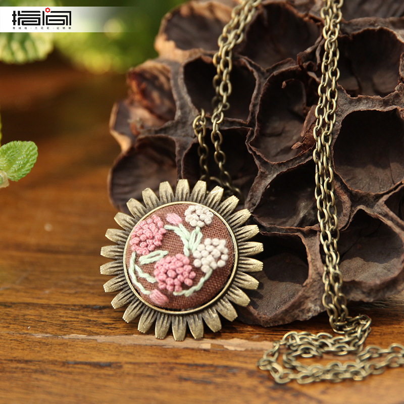 Fragancia-Producto no terminado (doble uso-se puede usar como collar) + estiramiento de bordado de 7cm + cadena delgada