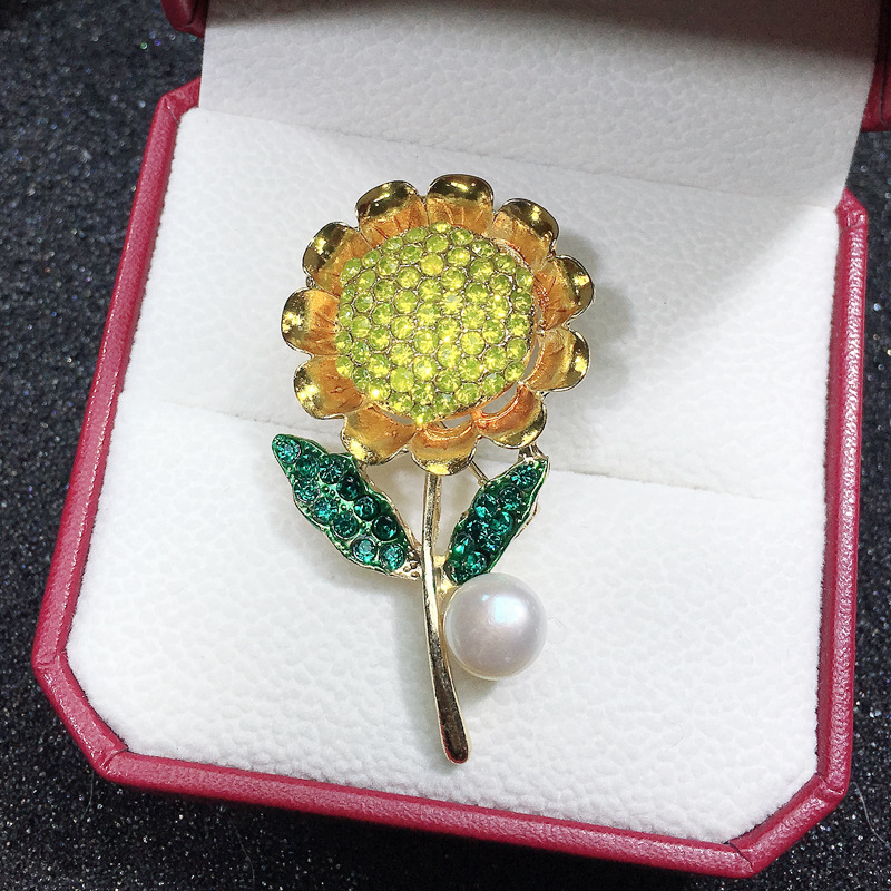 Sunflower pearl brooch corsage hot sale women's fashion flower corsage silk scarf buckle high-end clothing wholesale delivery