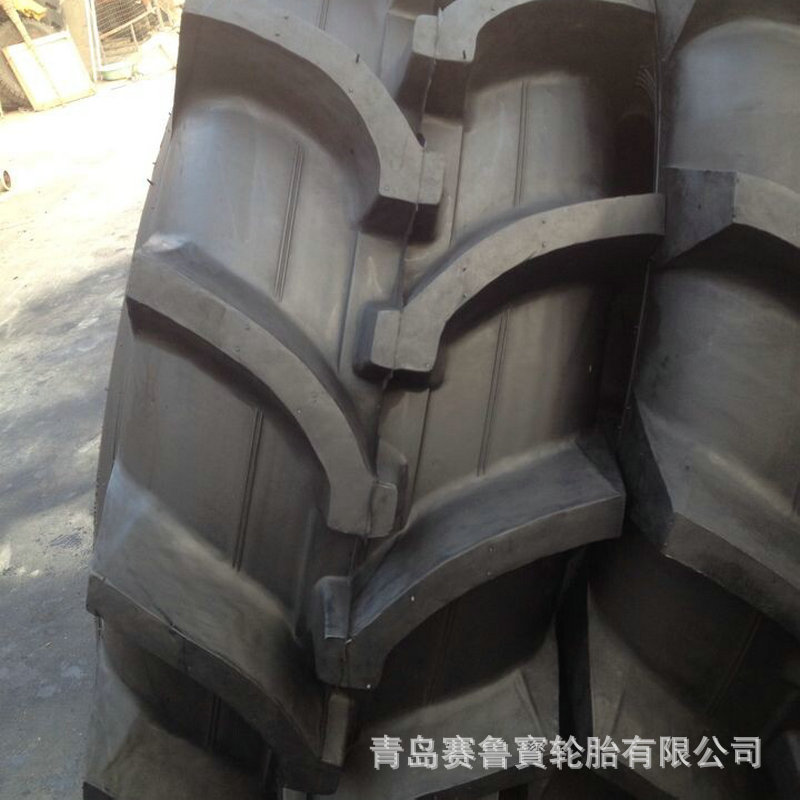 23.1-26 水田高花轮胎 农用拖拉机轮胎 人字花纹轮胎