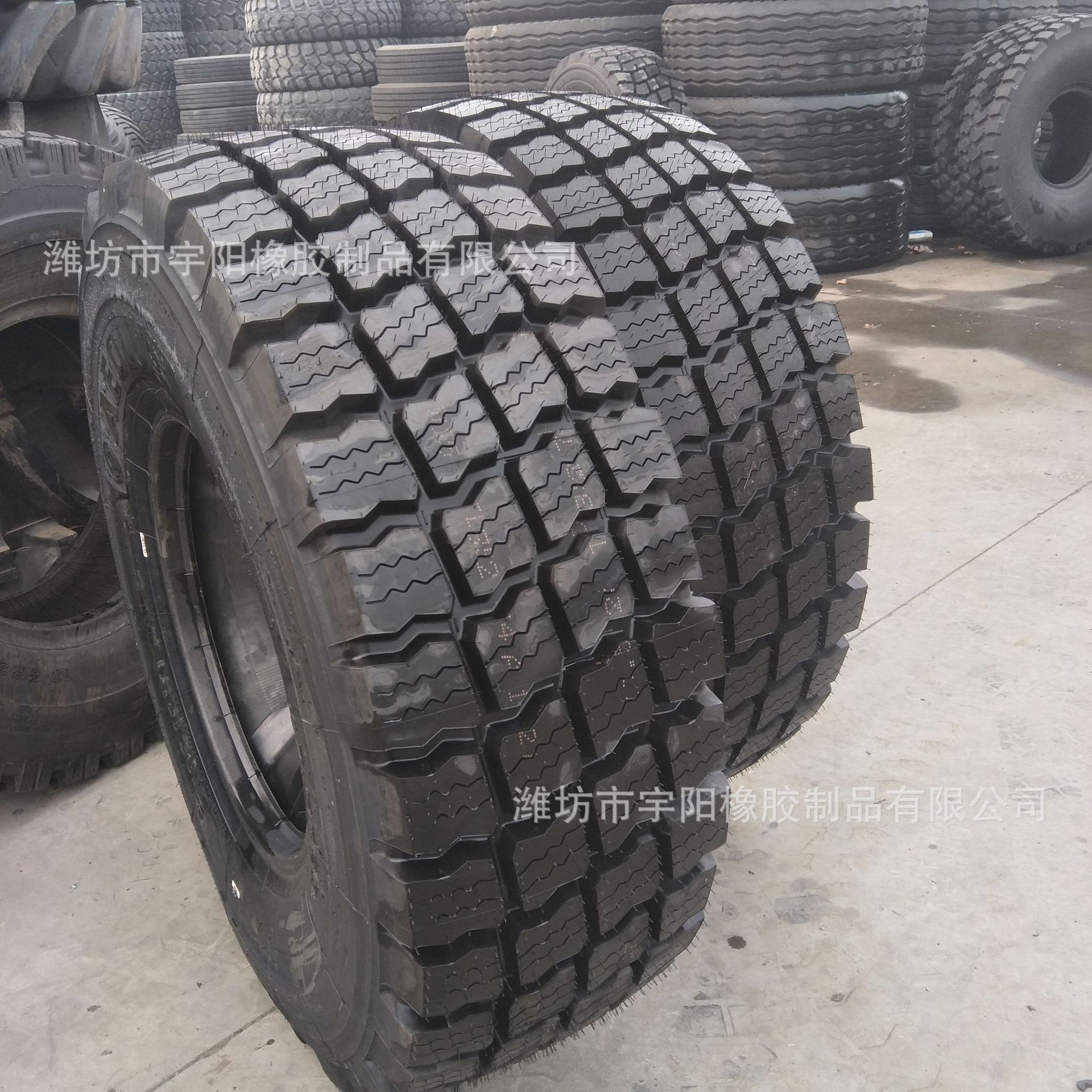 雪地花纹17.5R25 全钢工程机械装载机铲雪机轮胎   加厚