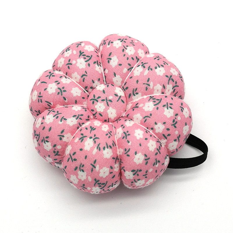 Cruz-frontera europea y americana muñeca calabaza aguja titular pequeña flor aguja titular Cruz puntada herramienta E211