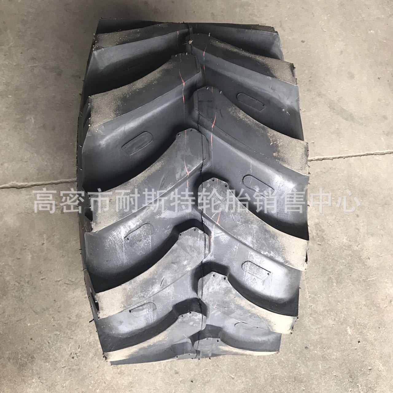 供应割草机轮胎26*12-12 31*9.5-16农用机械轮胎