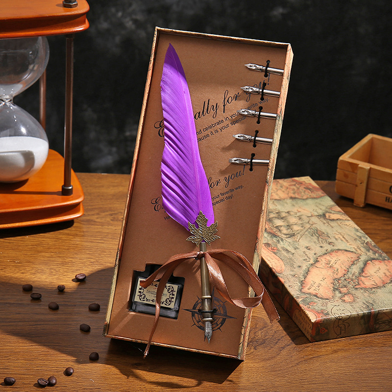 긴 보라색 잎 + 잉크 + 녹색 상자