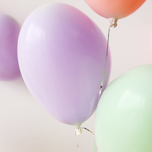 Manufacturer wholesale heart-shaped macaron balloons, wedding decoration supplies, confession balloons, birthday party latex balloons