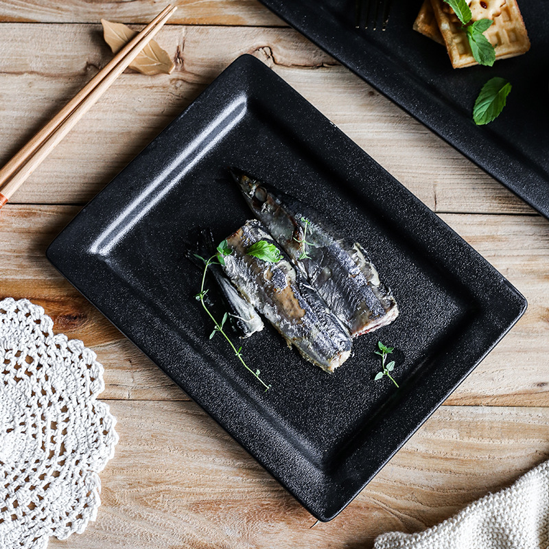 Plato de ensalada de carne occidental Plato de cena cuadrado de cerámica negro
