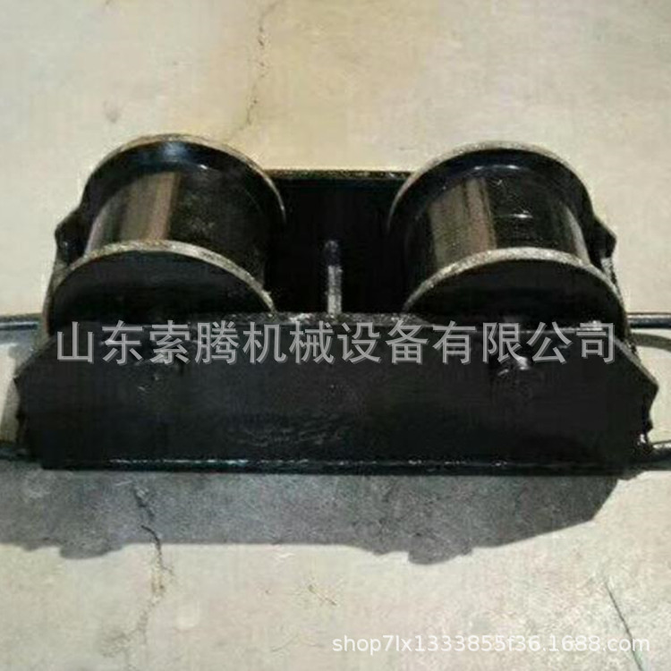 索腾机械运轨小排车 轨道运输科拼接的运轨小排车 矿用平板运渣车