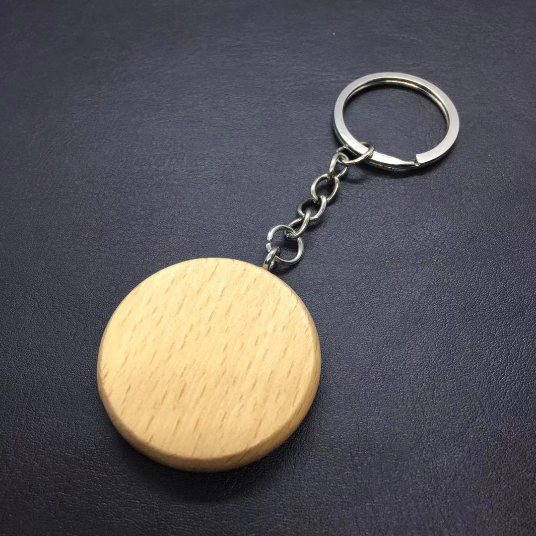 Llavero de madera con grabado láser, colgante redondo de madera de haya respetuoso con el medio ambiente, pequeño regalo conmemorativo de graduación